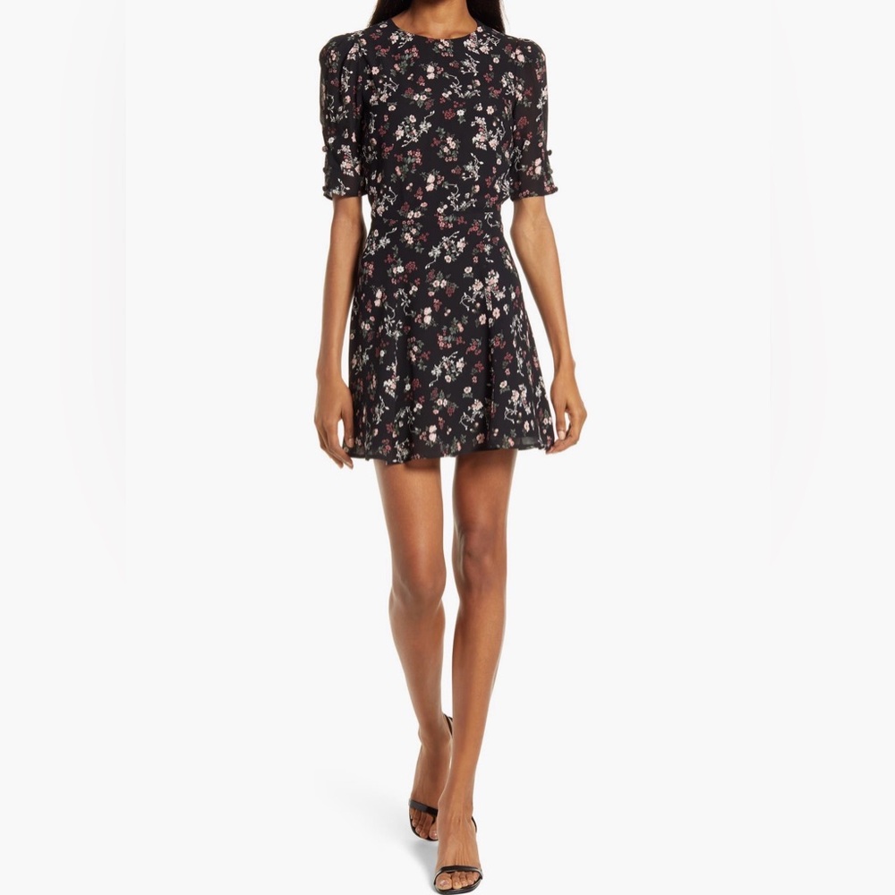 EUC Women’s Reformation Bard Floral Print
Minidress Size 6